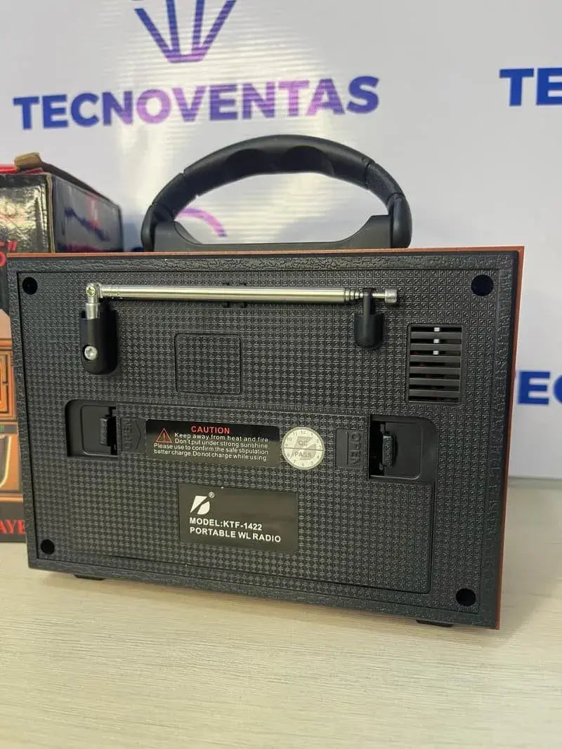 Radio Venecia con luces