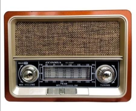 RADIO RECARGABLE AÑOS 50´s AM/FM/MP3/BLUETOOTH CON LINTERNA $99.900 ENVÍO GRATIS PAGO CONTRA ENTREGA - Tecnoventas